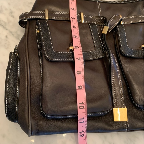 Chocolate brown leather purse with lots of compartments for all your things - Picture 9 of 10